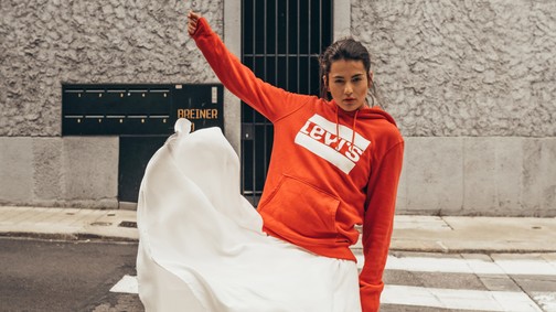 Barátnője választotta ki mára a tökéletes ruhadarabokat Bognár Boginak