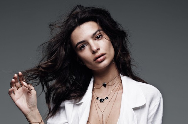 testlánc, lánc, testékszer, ékszer, mell lánc, mell-lánc, rihanna, láncmelltartó, intim, ékszer, melltartó