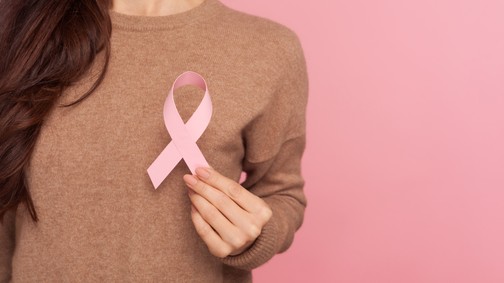 Szakértő segít, hogyan előzheted meg a mellrák kialakulását