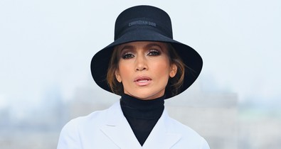 Kínos pillanatokat élt át Jennifer Lopez: a biztonságiak tessékelték ki egy üzletből az énekesnőt