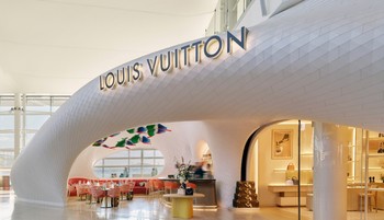 Te innál tízezer forintért Louis Vuitton vagy Dior logós kávét?