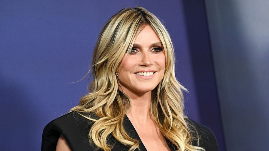 Heidi Klum elképesztően fest az aprócska bikiniben