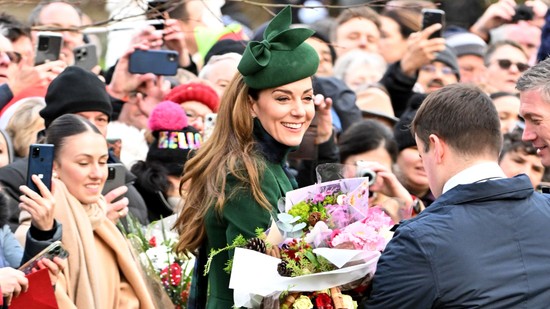 És tényleg megtették: Katalin hercegné és Kamilla királynő összeöltözött, és valami elképesztő lett a végeredmény