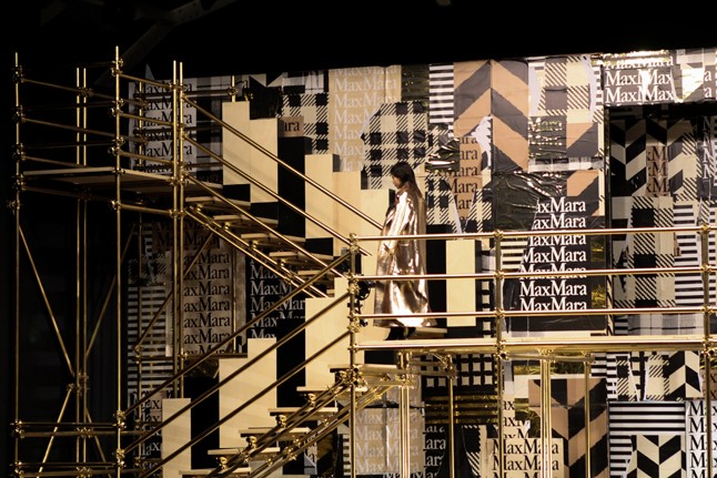 Könnyes búcsú a divathetektől? Ugyan!