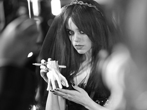 Így vált Jenna Ortega Disney hercegnőből a Netflix gót királynőjévé