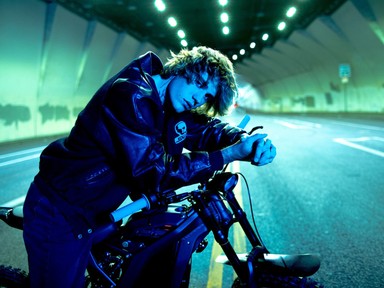 Mindenki lenyugodhat, Justin Bieber jön a Szigetre