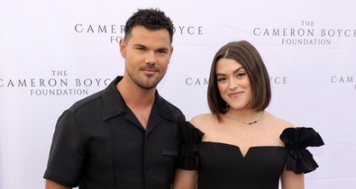 Apa lesz az Alkonyat-filmek színésze, álomszép fotóval jelentette be a gólyahírt Taylor Lautner