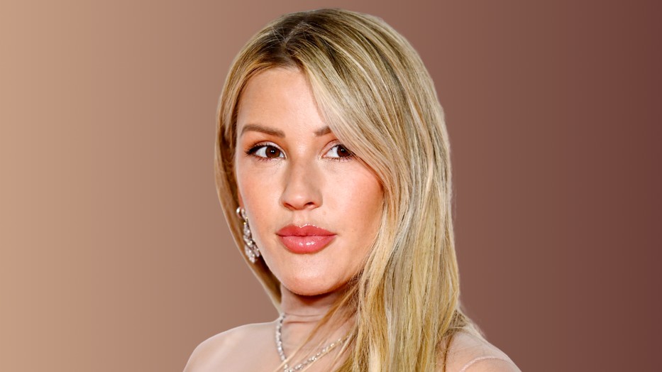 Ellie Goulding hatalmas babapocakot villantott a vörös szőnyegen