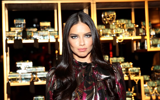 adriana lima, marc jacobs, ashley benson, camilla belle, marc jacobs parfüm, divine decadence