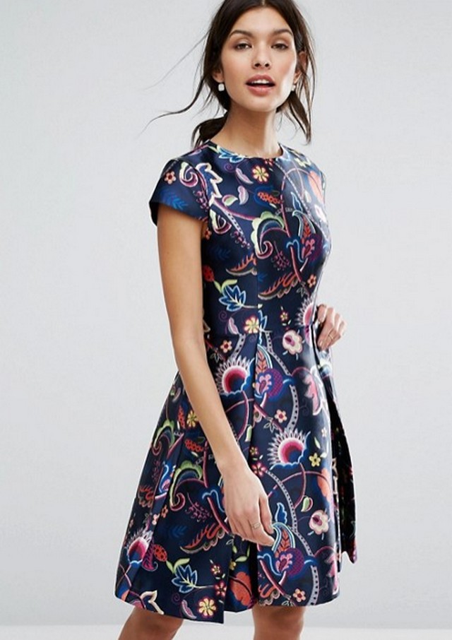 Találd meg álmaid esküvői ruháját az ASOS-nál!