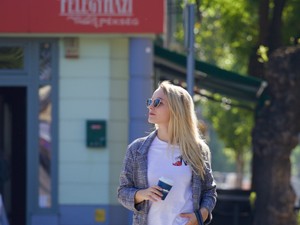 Laza sikk -Kovács Adrienn a Félegyházi Pékség marketing koordinátora a Gardróbnapló vendége