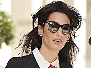 Amal Clooney megint talált egy tökéletes ruhát