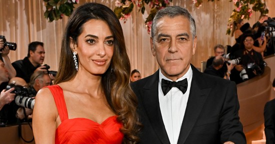 Összeöltözött Amal és George Clooney, 13 év után is úgy turbékolnak, mint a friss szerelmesek