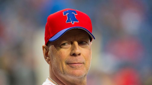 Friss fotók készültek Bruce Willis-ről, a képek láttán összeszorul a szíved