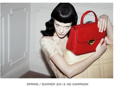 Rajzák Kinga újabb kampányban hódít!