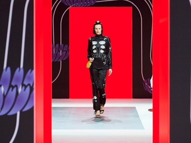 Miuccia Prada felvirágoztatta az olasz divatipart, de nem csak ebben rejlik a zsenialitása