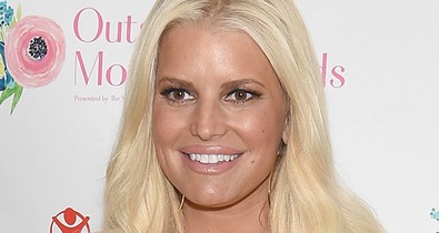 Jessica Simpson harmadik babáját várja, aminek egyik gyermeke annyira nem örül