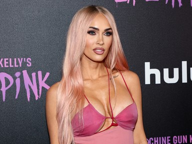 Megan Fox igazi cukorkarózsaszín bombázó