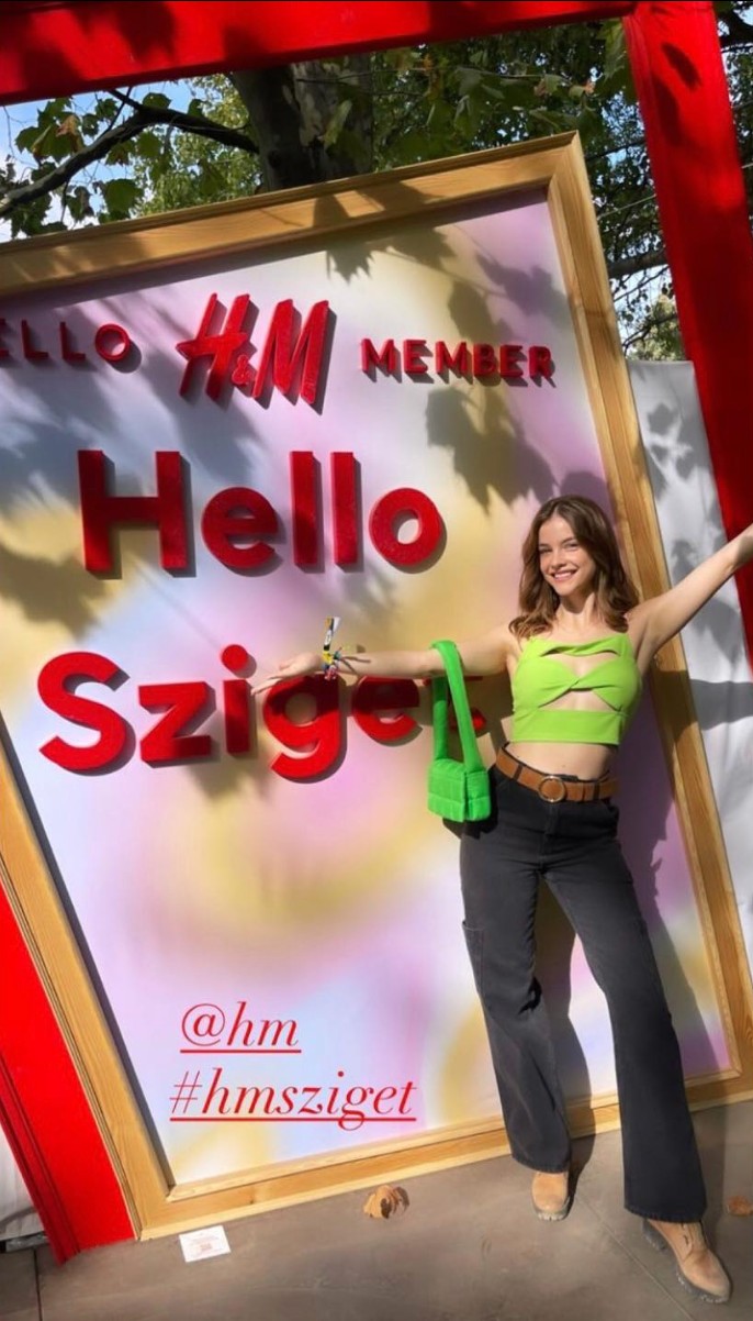 Palvin Barbara a nyár legütősebb trendjét viselte a Sziget Fesztiválon