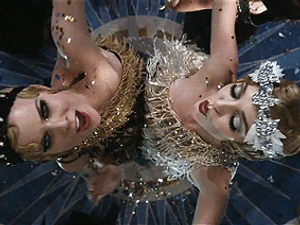 GLAMOURSZKÓP 2015. április