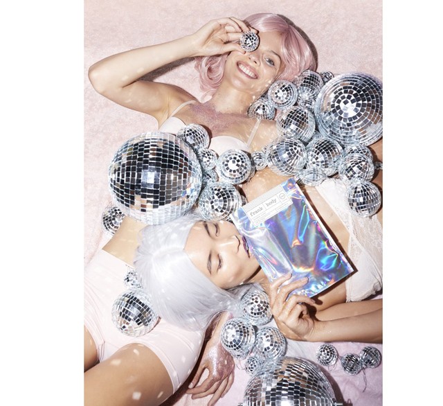 50 ezer nő szerené az unikornis testradírt