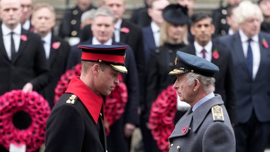 Vilmos herceg aggódik Károly királyért, nem érti édesapja döntését