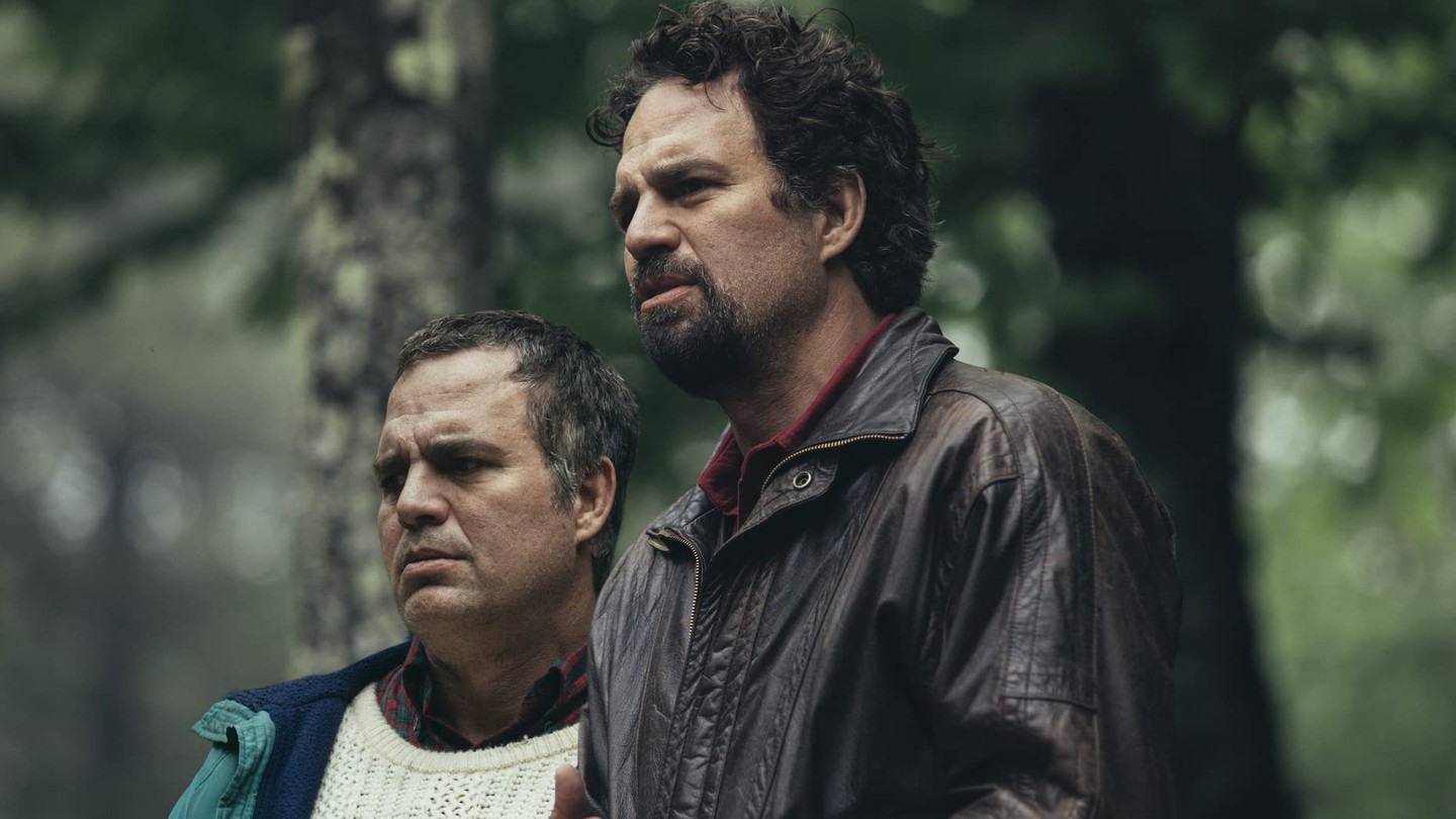 Ez minden, amit tudok - Mark Ruffalo alakítja a Birdsey ikreket. Az árulás, áldozathozatal és megbocsájtás epikus történetéhez a 20. századi Amerika adja a hátteret. Dominick próbál segíteni a paranoiás skizofréniás testvérén, miközben feltárul a család története.