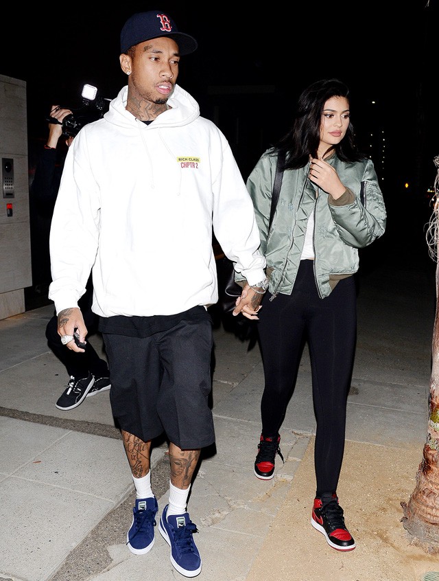 cicanadrág, leggings, kylie jenner, kendall jenner, gigi hadid