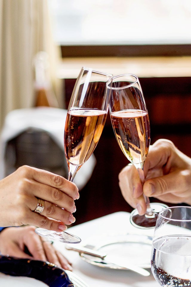 A legromantikusabb Valentin-napi vacsora vár rád: itt biztosan tökéletes lesz a randi