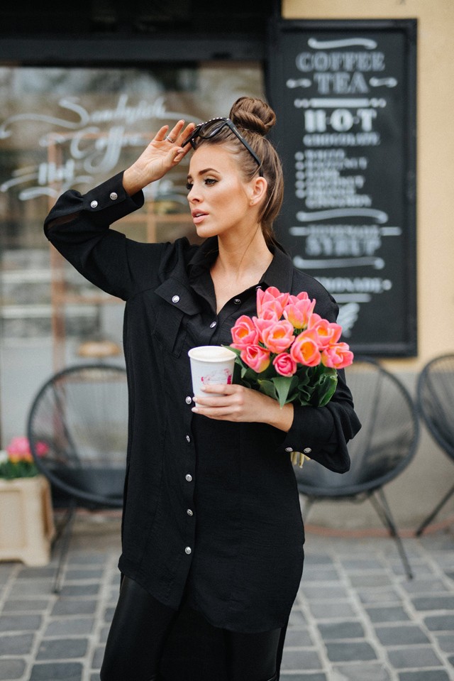 Sydney vand den Bosch megmutatja, mit viselj ebben a szeszélyes időben