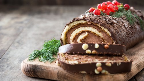 Napi recept: Egy örök ünnepi klasszikus - Karácsonyi csokis tekercs