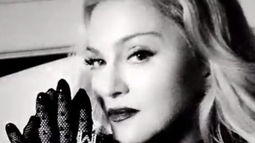 Érintsd meg Madonna bőrét!