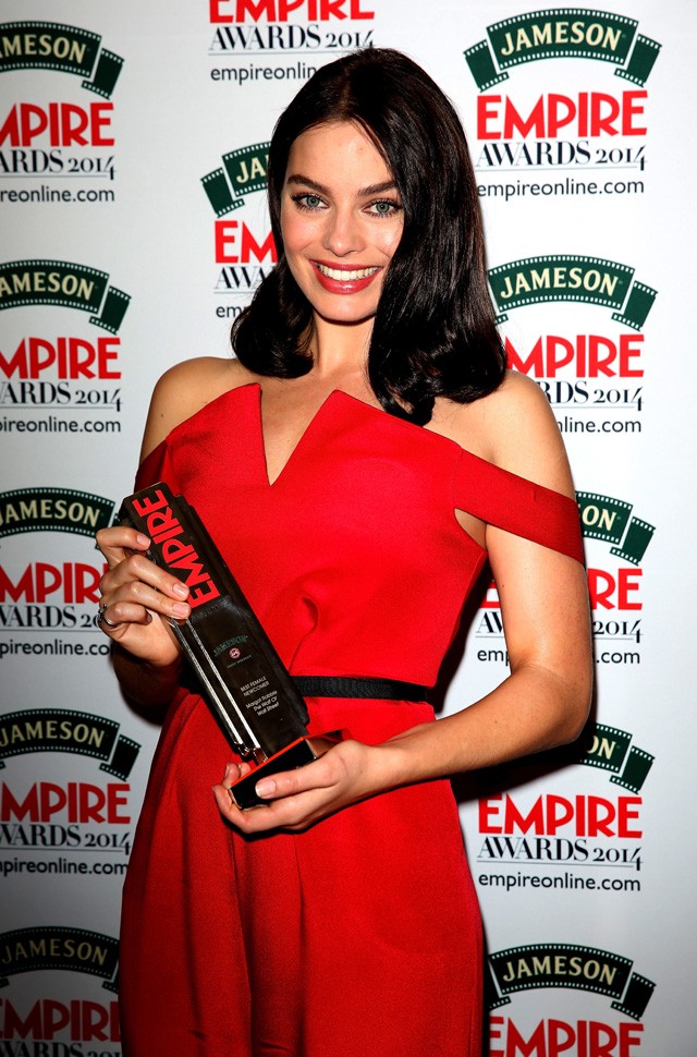 Fel sem ismernéd Margot Robbie-t sötétbarna hajjal