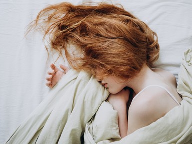 Így a legjobb aludni, ha puffadt a hasad