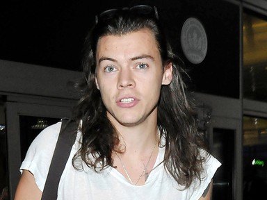 Állj! Harry Styles kiköpött Mick Jagger!