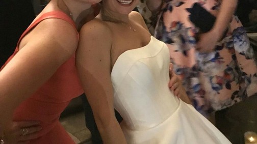 A Twitter megőrült a zsebes menyasszonyi ruhától