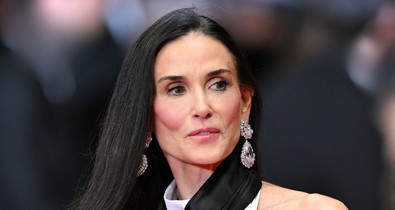 Rá sem ismernél a 22 éves Demi Moore-ra, amikor életében először jelent meg a vörös szőnyegen