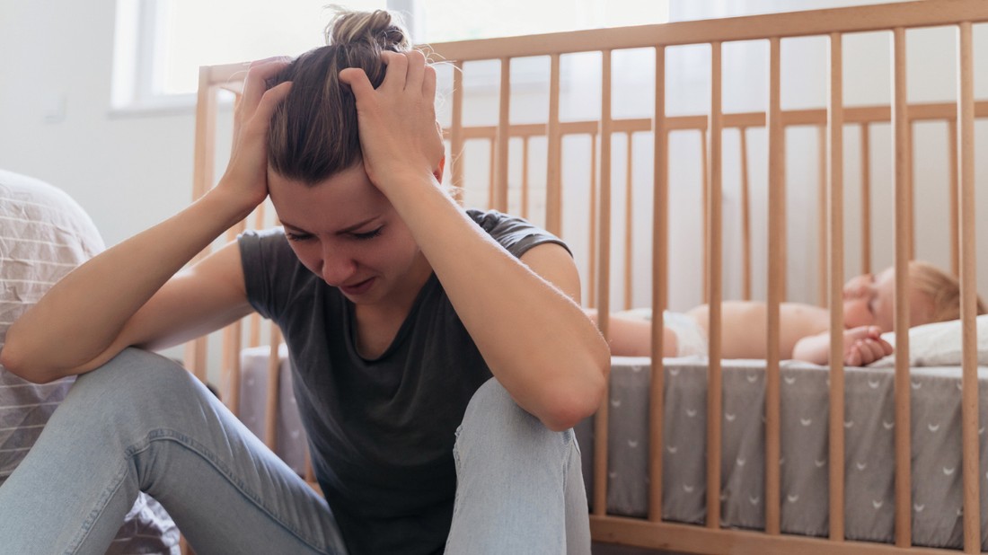 A kólikás hasfájás a három-hat hét és három hónap közötti csecsemők akár negyven százalékát érintheti, az okait és gyógymódját még nem sikerült egyértelműen meghatározni. Sok szoptató anya feleslegesen diétába kezd, ami többnyire nem segít, az éhezés pedig ingerültebb közérzetet okoz.