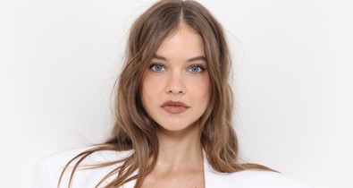 Palvin Barbara pucérruhája mindenkit zavarba hoz majd: sosem volt még ennyire bátor a modell ruhája