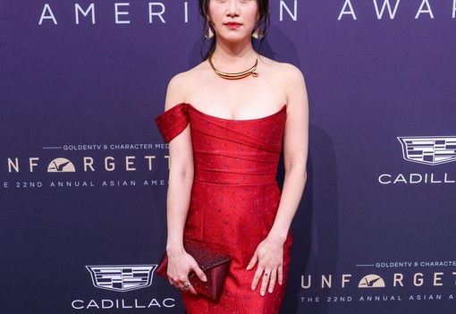 Ennyi idősek a való életben a Puszi: Kitty című Netflix-sorozat színészei