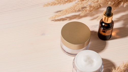 3 tuti tipp, amivel nem kell többé a szem alatti karikák miatt aggódnod