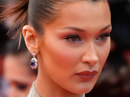 Tényleg plasztikáztatott Bella Hadid? Végre őszintén válaszolt a modell