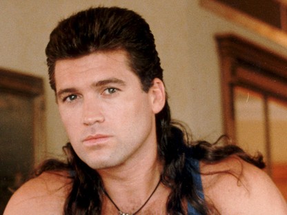 12 férfi, hős, akik bevállalták a világ legbénább frizuráját