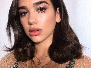 Dua Lipa apukája olyan szexi, mint George Clooney! Meghalnak érte a lányok