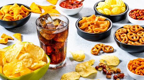 Ez történik a testeddel éves szinten napi fél liter cukros üdítőtől