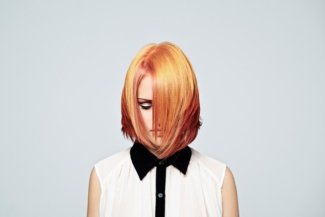 Képzőművészből hajszobrász