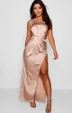 Szatén ruha BOOHOO 10 500 Ft boohoo.com