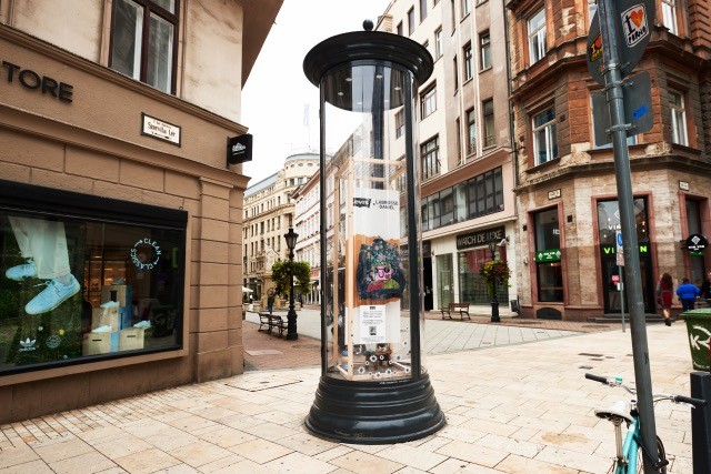 A Levi`s 6 fiatal magyar művésszel közösen alkotta meg hat egyedi trucker dzsekiből álló kapszulakollekcióját