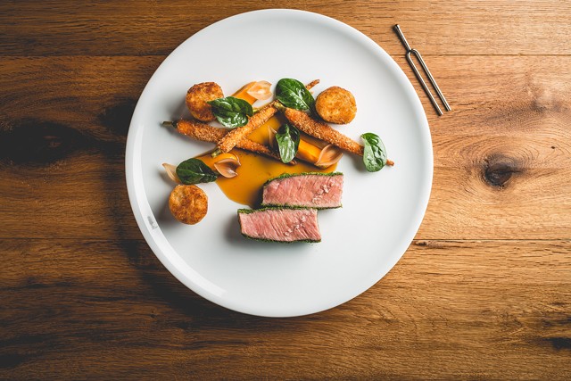 Zöldfűszeres borjúkaraj