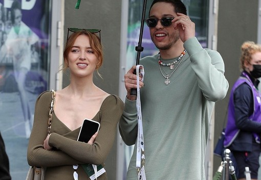 Mi történt a Bridgerton sorozat Daphne-jával? Így él ma Phoebe Dynevor